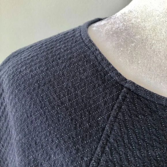 Forever 21 Quilted Boxy Short Sleeve Navy Tee S - Picture 3 of 6